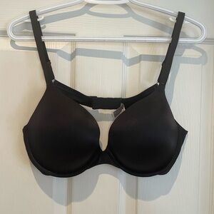 VICTORIAS SECRET BRA